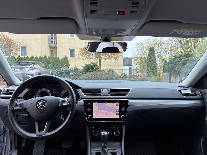 Škoda Superb 2.0 TDI 4x4 STYLE 140 kW DSG - fotka 11 z 40