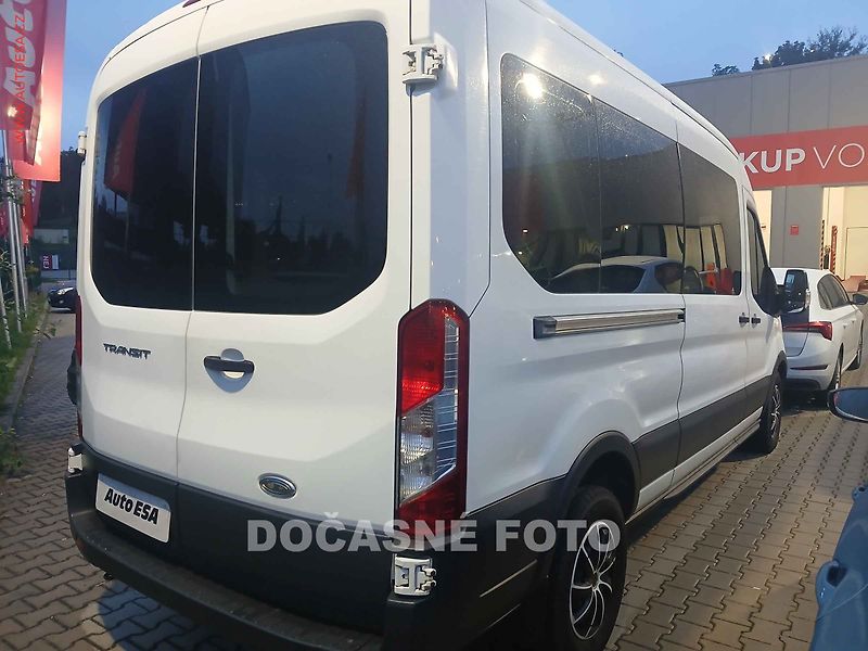 Ford Transit (2014) 2.2TDCi L3 9míst, ČR, Trend - fotka 2 z 3