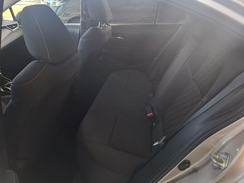 Toyota Corolla 1.5i 92KW 2023 COMFORT - fotka 5 z 11