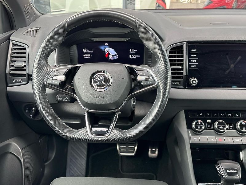 Škoda Karoq DSG Sportline - fotka 18 z 28