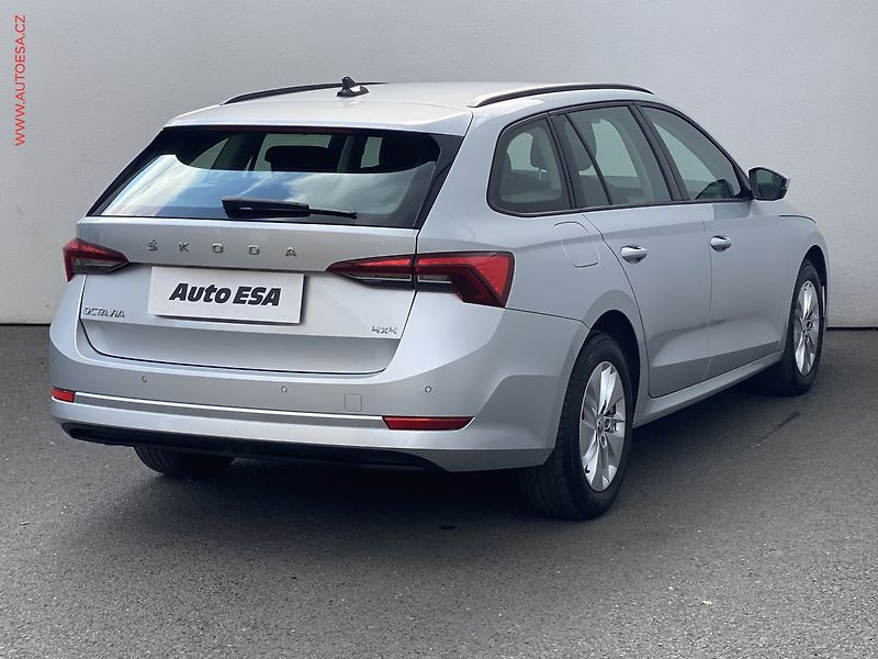 Škoda Octavia (2022) 2.0 TDi 4x4, ČR, Ambition - fotka 4 z 19