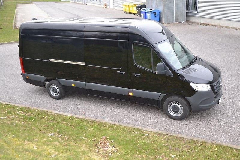 Mercedes-Benz Sprinter 317 CDi L Maxi velká výbava - fotka 2 z 44