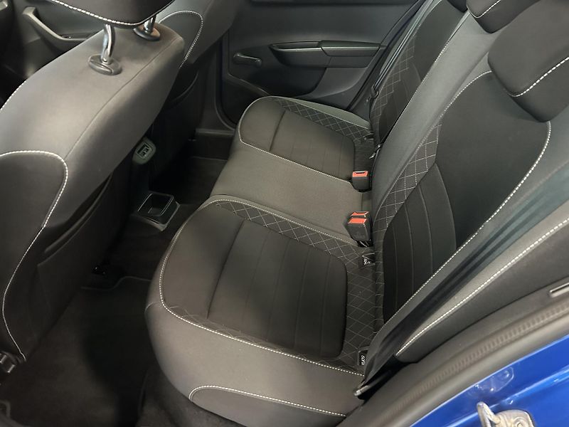 Škoda Fabia (2022) 1.0TSi Ambition TOP - fotka 16 z 22