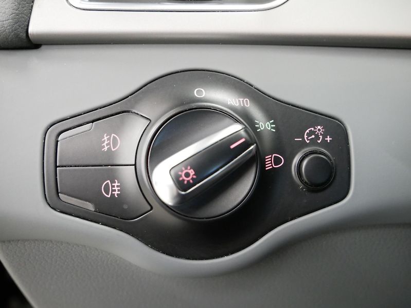 Audi A4 - fotka 13 z 25