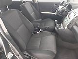 Toyota Corolla Verso (2007) 2.2 D-4D, 7 míst, nová STK - náhled 9
