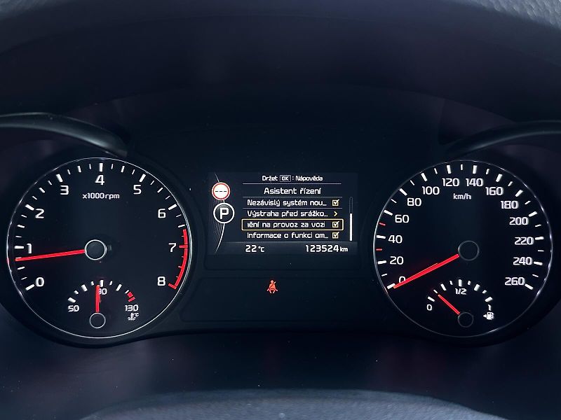 Kia Optima GT 2.0TGDi H-Matic Sportswagon - fotka 29 z 56