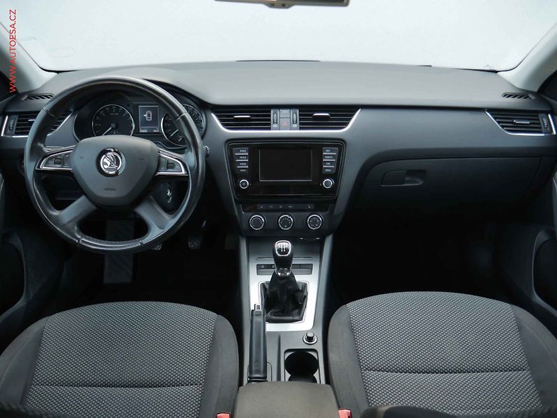 Škoda Octavia (2013) 1.6TDi, STK7/28 - fotka 8 z 13