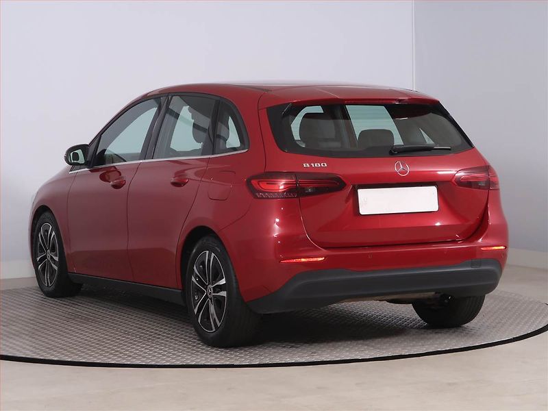 Mercedes-Benz Třídy B (2023) B 180 - fotka 4 z 21