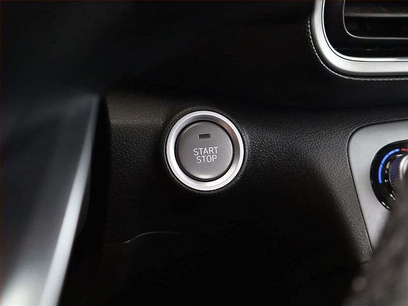 Hyundai Kona (2021) Smart Electric 39 kWh, SoH 92% - fotka 18 z 20