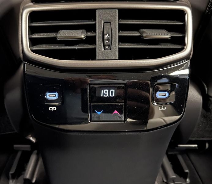 Lexus RX 450h plus 450H+ 2,5 PHEV EXECUTIVE - fotka 16 z 18
