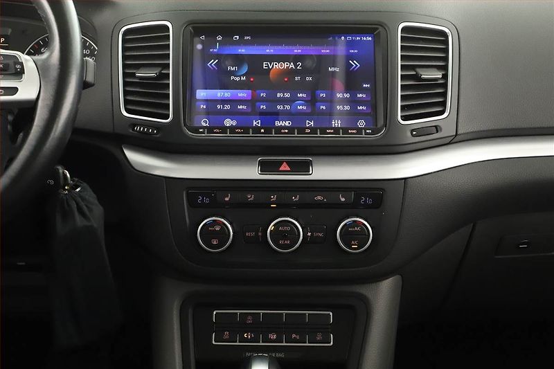 Volkswagen Sharan (2015) 2.0 TDI, Automat, Kůže - fotka 11 z 15