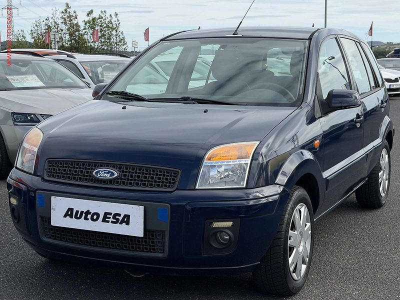Ford Fusion (2009) 1.4i, 2.maj,ČR, AC - fotka 3 z 15