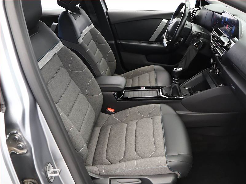 Citroën C4 (2021) 1.2 PureTech, Serv.kniha, Kůže - fotka 7 z 19