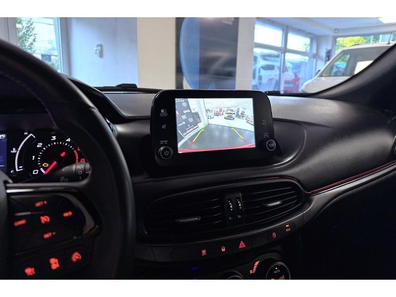 Fiat Tipo (2020) HB 1,6 JTDm DDCT 120k S-Design - fotka 13 z 18