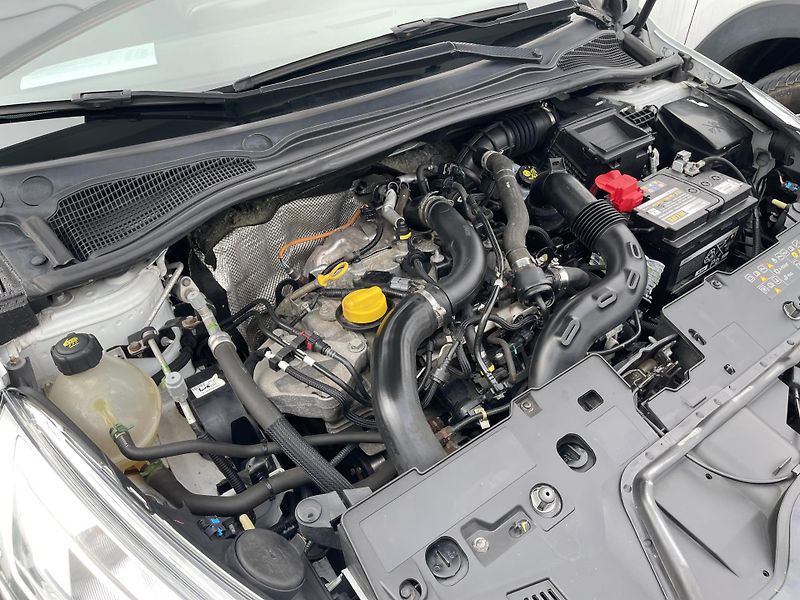 Renault Clio 0,9TCe 90Ps! LIMIT-NAVI-DPH-ČR - fotka 41 z 45