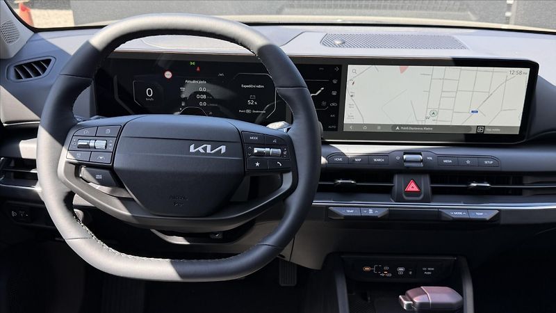 Kia K4 (2026) 1,6 T-GDi DCT TOP, 17, el.5.dv - fotka 7 z 11