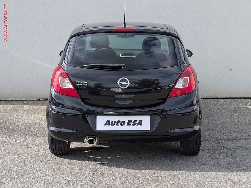 Opel Corsa (2011) 1.4i, AC, park.čidla - fotka 5 z 17