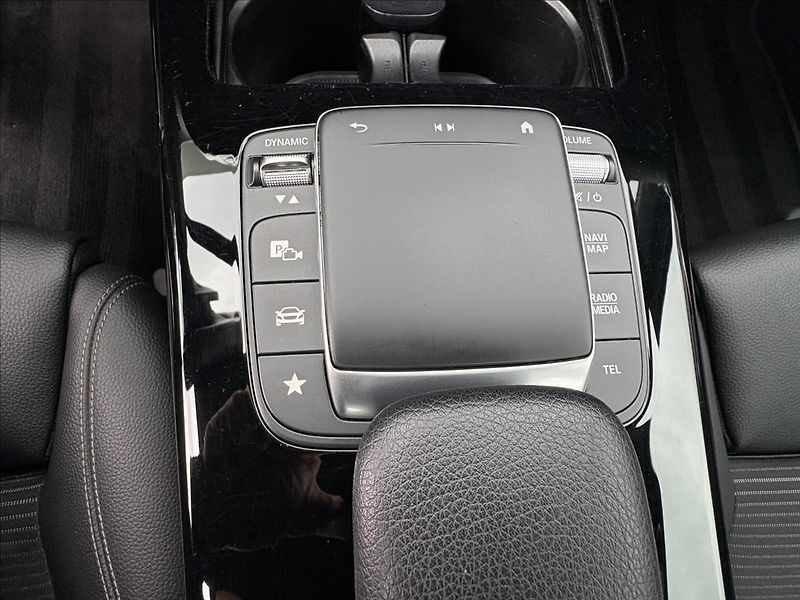 Mercedes-Benz Třídy A 1,3 250e Full Led,Navi,Výhřev - fotka 13 z 43