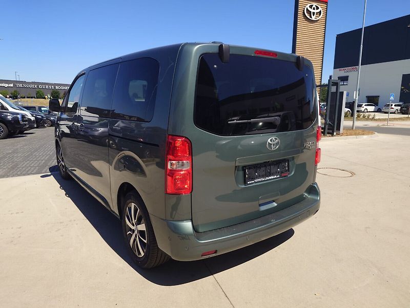 Toyota ProAce Verso L1 VIP 6S 180hp 8AT - fotka 5 z 8