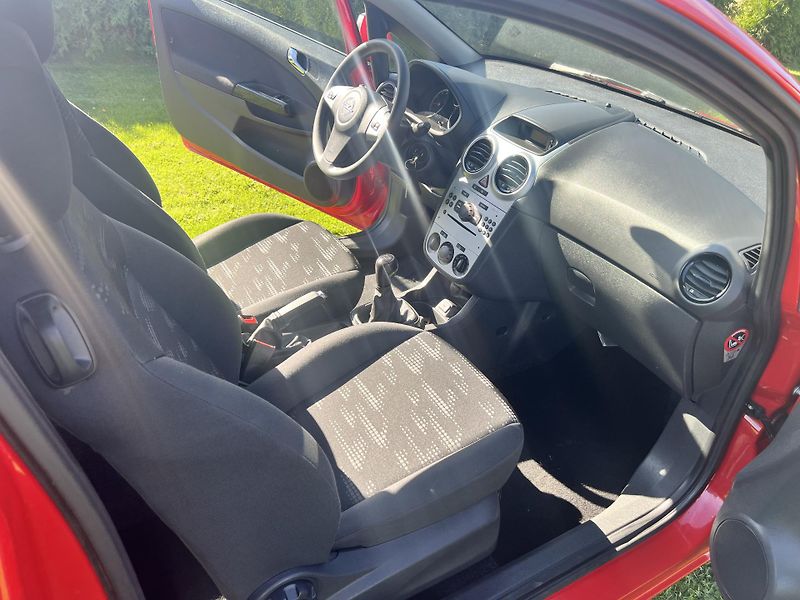 Opel Corsa 1,0 48KW,KLIMA,77TKM,1MAJITEL - fotka 16 z 34