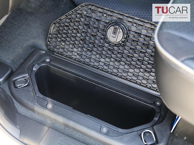 RAM 1500 (2025) Laramie 5.7 V8 HEMI  - fotka 44 z 47