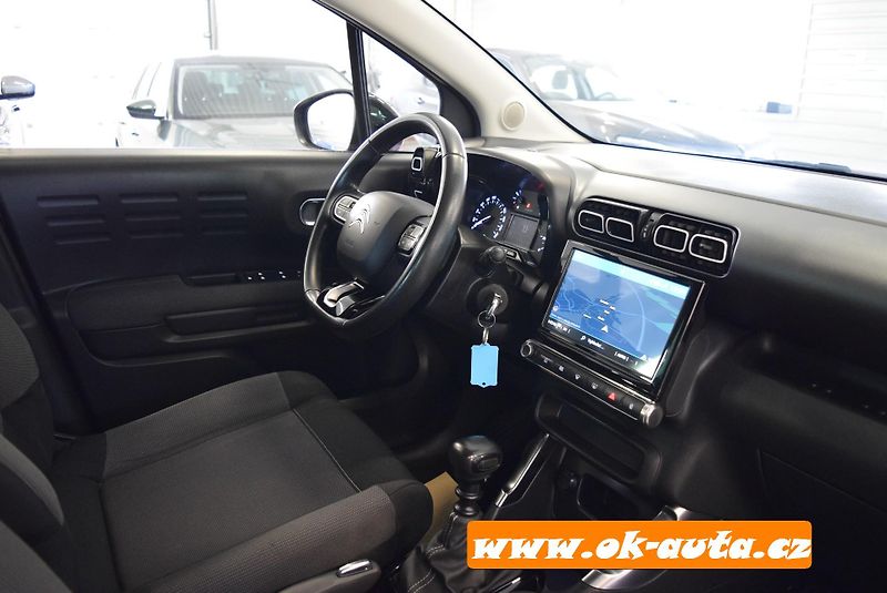 Citroën C3 Aircross 1.2 PT LED FEEL PACK 81 kW-DPH - fotka 27 z 51