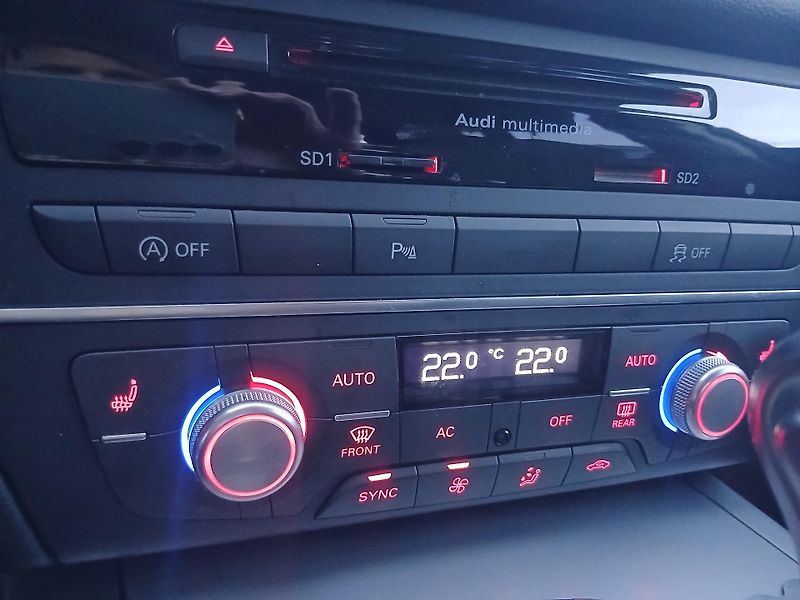 Audi A6 Avant 3.0 TDi - fotka 25 z 37