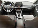 Hyundai i30 (2023) 1.5T-GDi, ČR, AT, LED, kamera - náhled 8