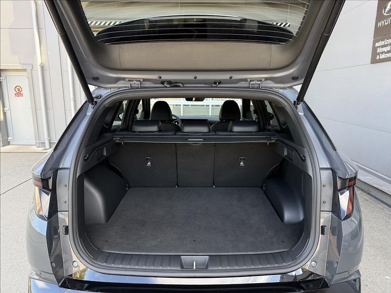 Hyundai Tucson 1,6 T HEV  FL GO Czech N Line! - fotka 21 z 23
