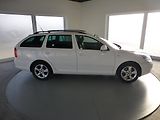 Škoda Octavia (2012) 2,0TDI*VYHŘ.S**ALU**XENON**4X4 - náhled 3