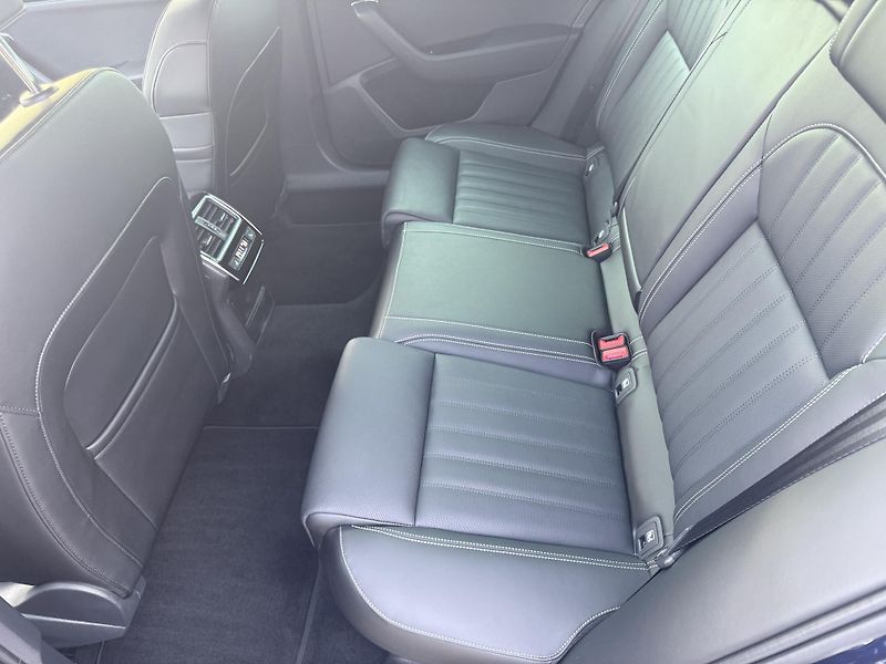 Škoda Superb (2023) 2,0tdi 147kw L&K 4x4 DSG - fotka 20 z 80