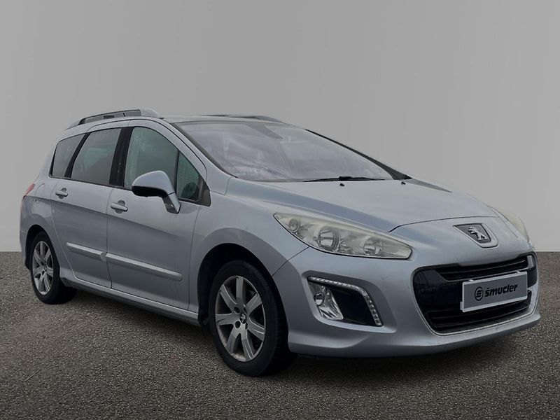 Peugeot 308 SW - fotka 3 z 9