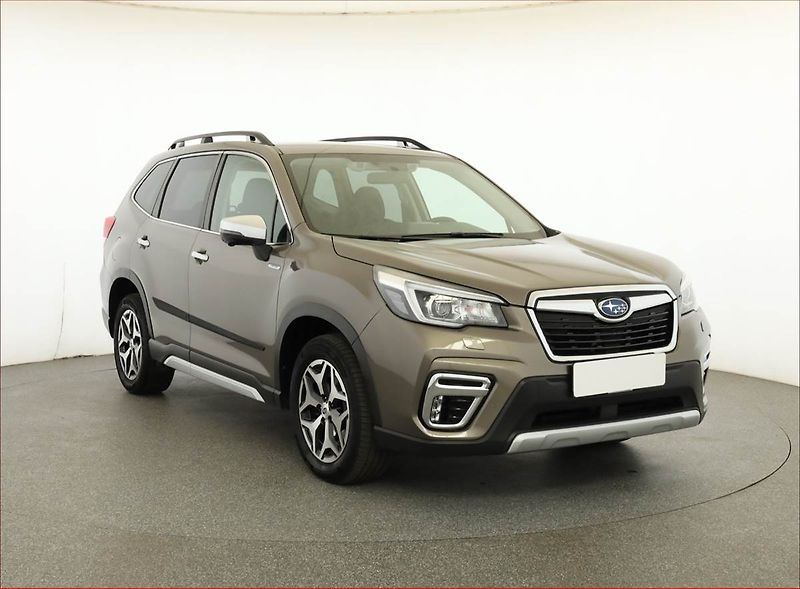 Subaru Forester (2020) 2.0 e-Boxer MHEV - fotka 1 z 19