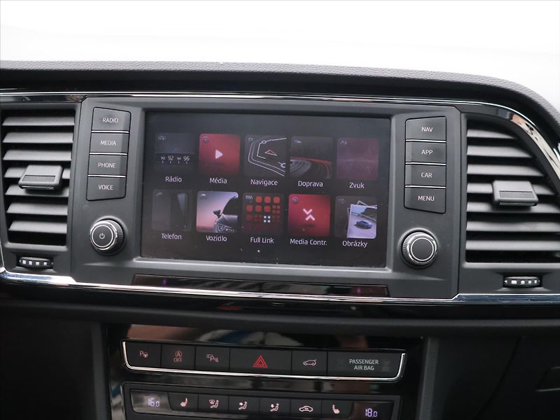 Cupra Ateca 2,0 TSI 221kW 4x4 DSG Panorama - fotka 20 z 32