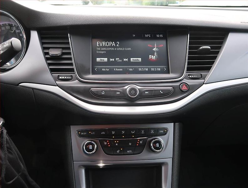 Opel Astra (2019) 1.6 CDTI, Tempomat - fotka 12 z 18