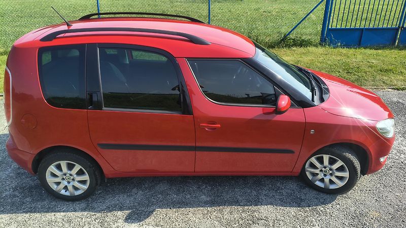 Škoda Roomster (2012) 1.2 TSI, 2012 CZ - fotka 3 z 14
