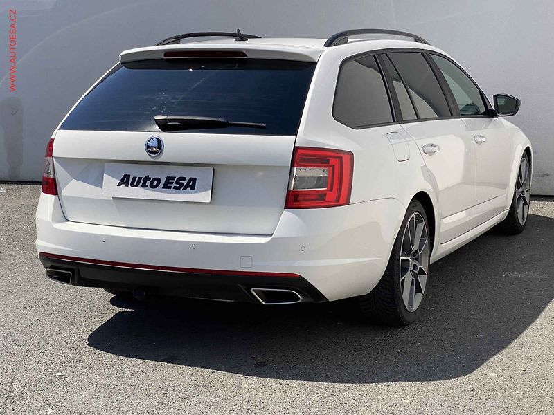 Škoda Octavia (2014) 2.0 TDi, DSG - fotka 4 z 16