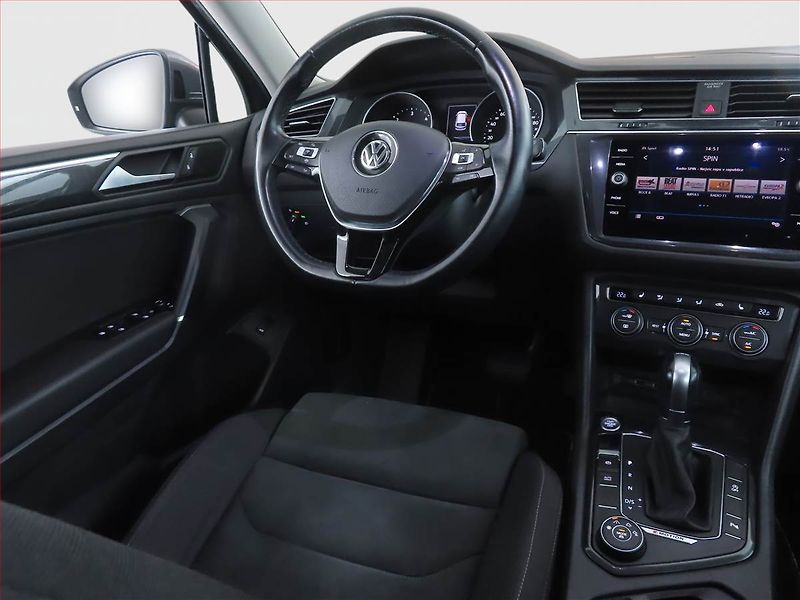 Volkswagen Tiguan Allspace (2019) R-Line 2.0 TDI - fotka 7 z 17