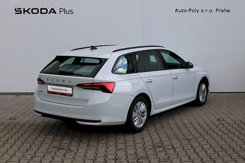 Škoda Octavia (2024) Combi Selection 1,5 TSI 110kW - fotka 2 z 25