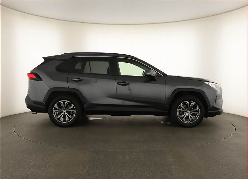 Toyota RAV4 (2023) Comfort 2.5 Hybrid - fotka 6 z 17