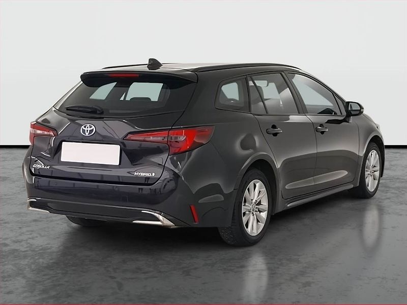 Toyota Corolla (2024) 1.8 Hybrid - fotka 5 z 24