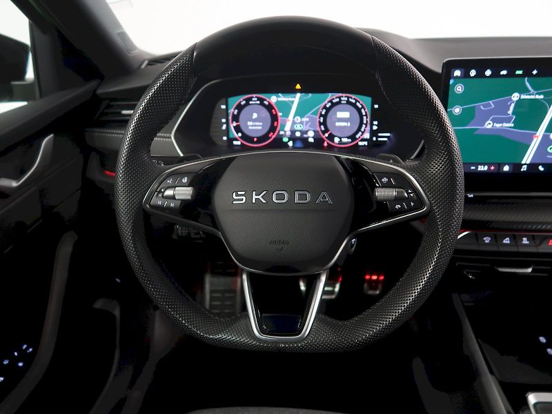 Škoda Octavia (2025) SPORTLINE 2.0TDI 110KW DSG NAV - fotka 16 z 40