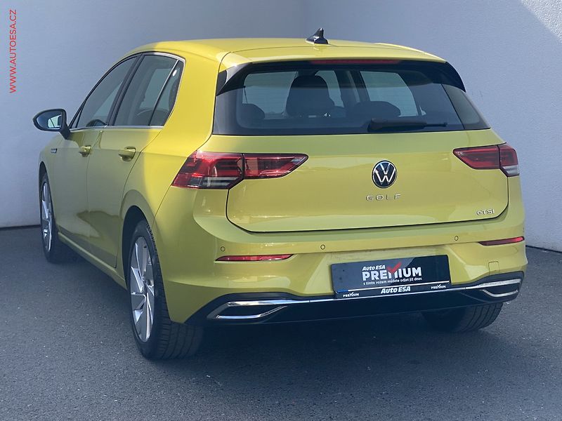 Volkswagen Golf (2021) 1.5 TSi, ČR, DSG, LED - fotka 6 z 20