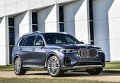 Zatím rekordně velké ledvinky mělo SUV X7