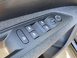 Peugeot 3008 (2020) 1.2PT, Active, AT - náhled 13