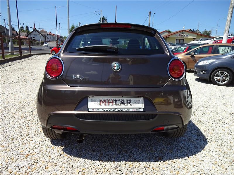 Alfa Romeo MiTo 1,4i 16V - fotka 5 z 42