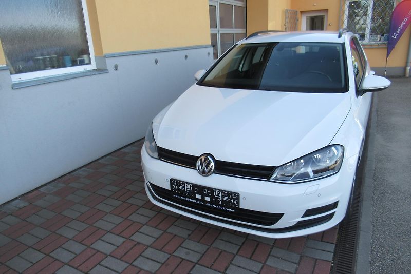 Volkswagen Golf 1.6 TDi AUT.KLIMA VYHŘ.SEDAČKY - fotka 7 z 32