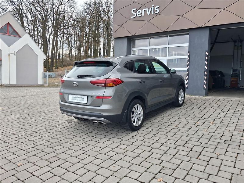 Hyundai Tucson 1,6 T-GDI AT STYLE - fotka 2 z 18