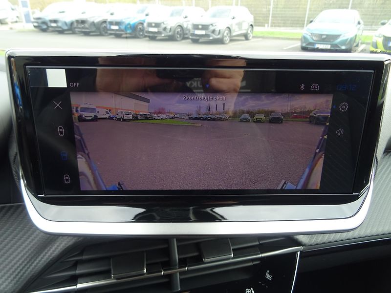 Peugeot 2008 (2026) ALLURE Hybrid 145k e-DCS6 - fotka 30 z 45