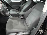 Volkswagen Golf (2010) 1.6TDi, Highline, DSG - náhled 9